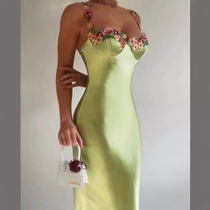 Women’s Long Dress – Satin Slim Fit – Floral Lace Trim – Sweetheart Neck Gown