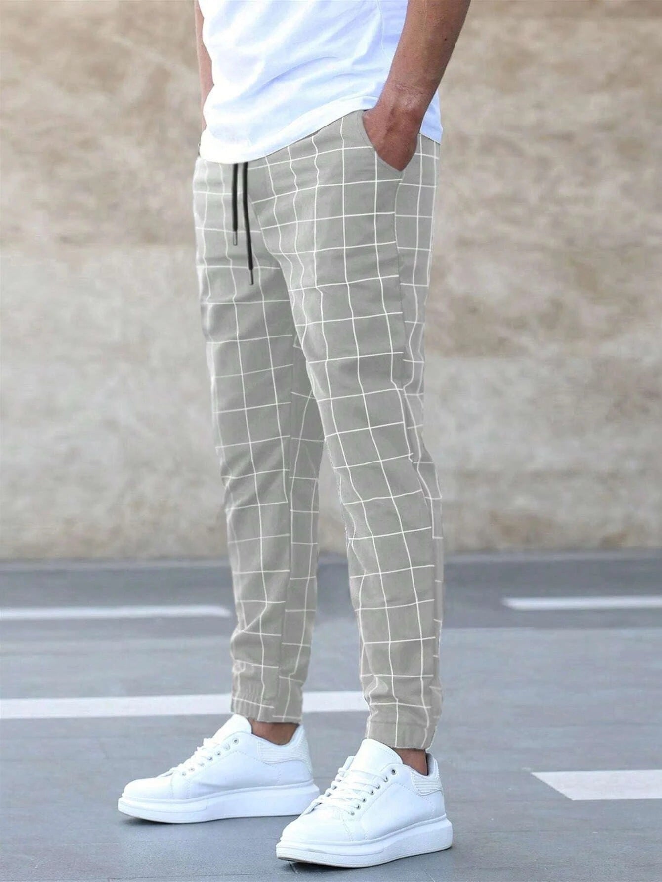 Men’s Jogger Pants – Tapered Fit – Cotton Blend – Grid Pattern – Elastic Waist Drawstring