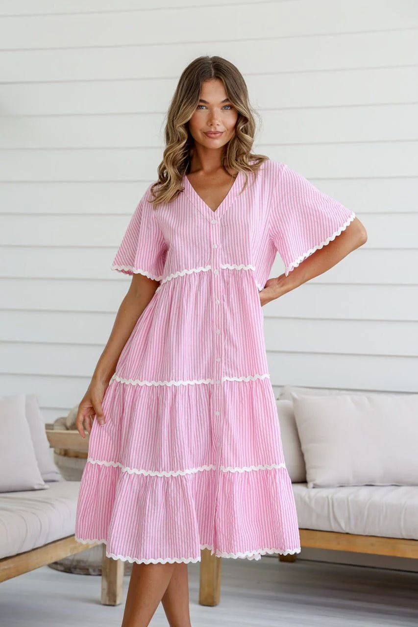 Women’s V-Neck Dress – Loose Fit – Tiered Layers with Lace Trim – Short Sleeve Cotton Blend
