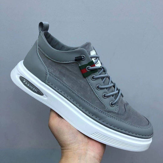 Men’s Low-Top Sneakers – Breathable Water-Resistant – Lace-Up – Padded Collar