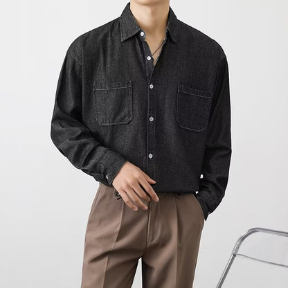 Men's denim shirt with front button closure and long sleeves