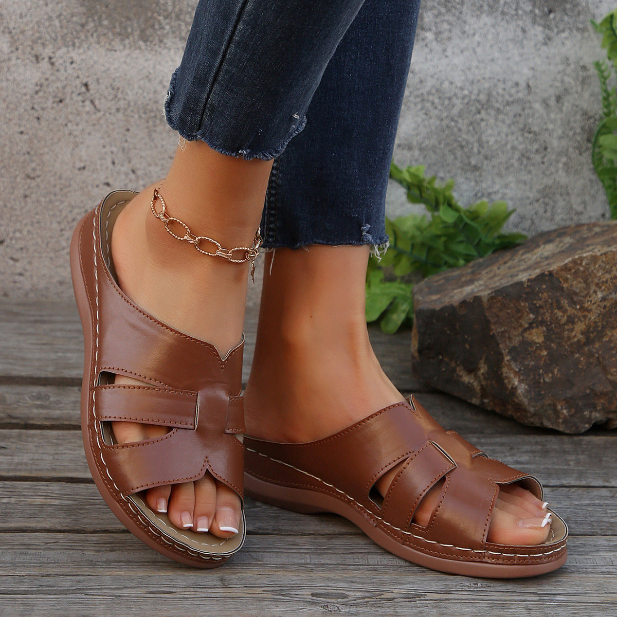 Women’s Wedge Slide Sandals – Faux Leather – Open Toe – Cut-Out – Casual Comfort