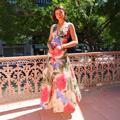 Women’s Maxi Dress – Slim Fit Bodice – Deep V-Neck – Spaghetti Straps – Floral Print