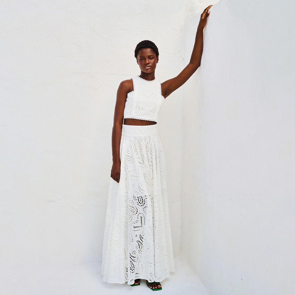 Women’s Two-Piece Set – Sleeveless Cropped Top – Flared High Waist Skirt – Broderie Detail