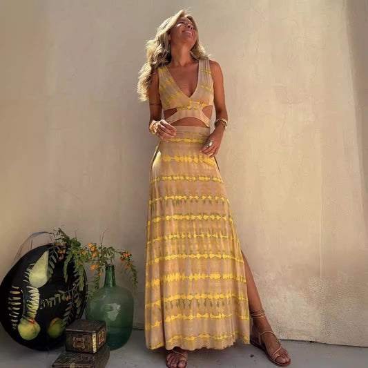 Women’s Maxi Dress – Slim Fit – V-Neck – Waist Cut-Out – Side Slit – Bold Print