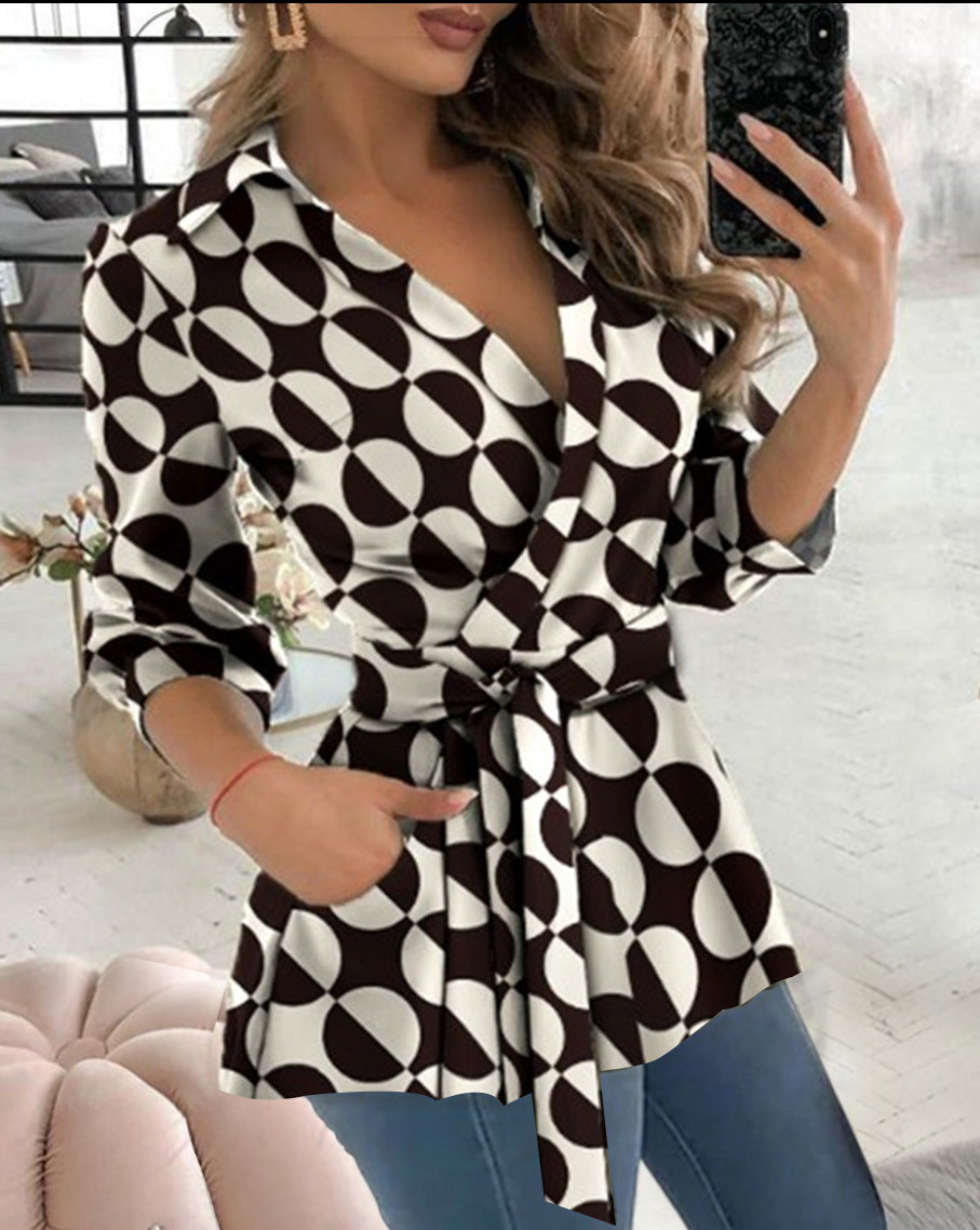 Women’s Blouse – V-Neck – Tie Waist – Long Sleeve – Fitted – Collared Smart Style