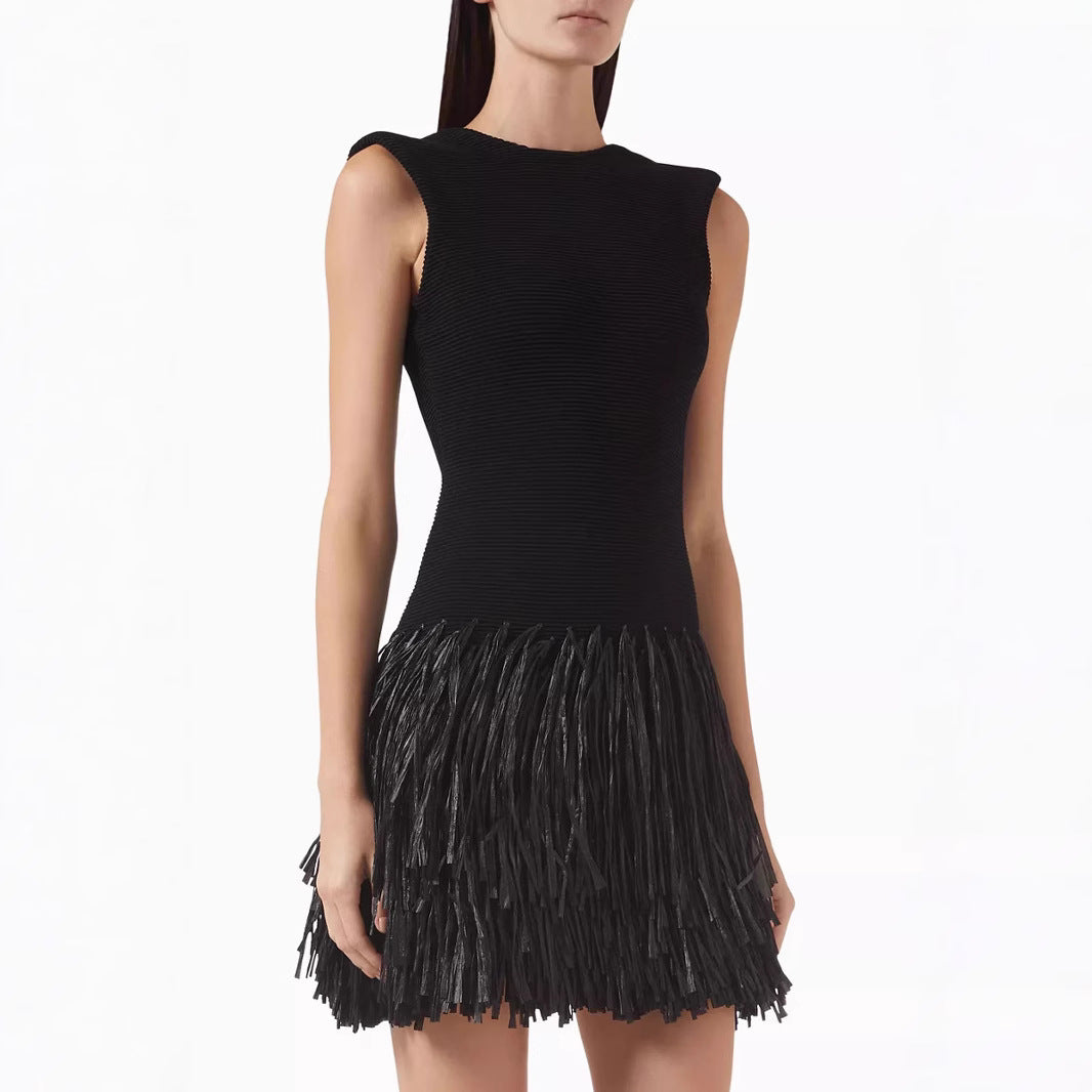 Women’s Party Dress – Slim Fit Mini – Sleeveless Fringe Skirt – Round Neck