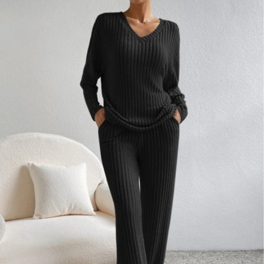 Women’s Knit Set – Soft Blend – V-Neck Top – Relaxed Fit – Straight-Leg