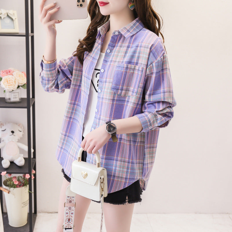 Women's long sleeve plaid shirt with button closure