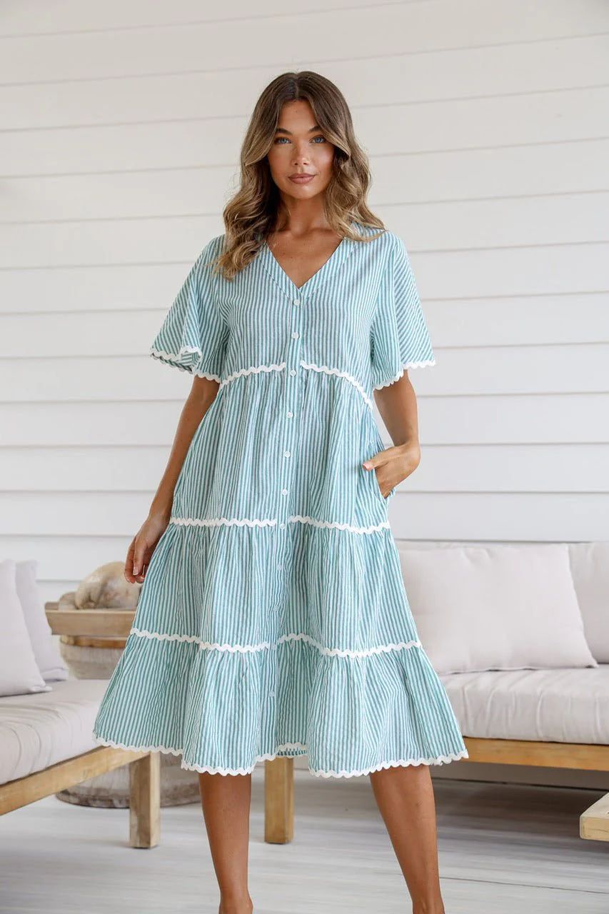 Women’s V-Neck Dress – Loose Fit – Tiered Layers with Lace Trim – Short Sleeve Cotton Blend