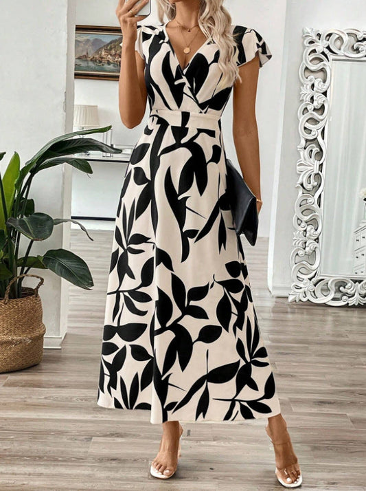Women’s Maxi Dress – V-Neck Wrap Bodice – Floral Print – Flared Fit – Cap Sleeves