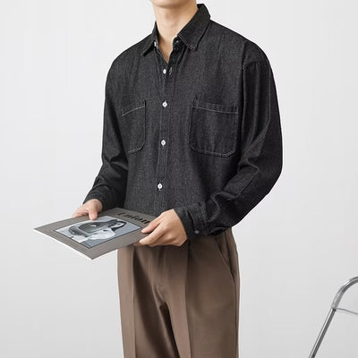 Men's shirt with front button closure and long sleeves