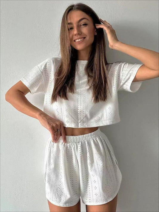 Women’s Two-Piece Set – Breathable Cotton Blend – Crop Top & Shorts – Relaxed Fit