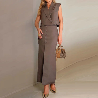 Women’s Cropped Top – Structured Fit – Sleeveless – Tailored Lapel – Elegant Style