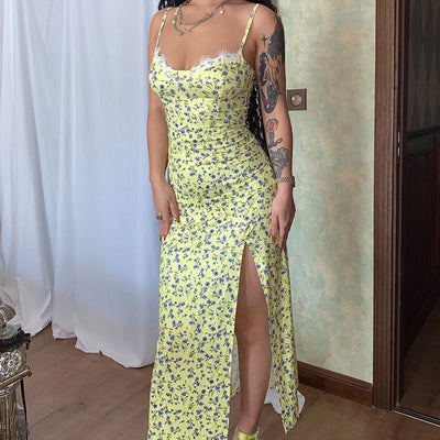 Women’s Midi Dress – Slim Fit – Floral Print – Sweetheart Neckline – Side Slit