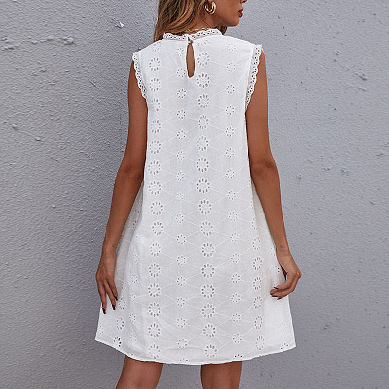 Women’s Shift Dress – Embroidered Floral – Lace Trim – Cotton – Knee Length – Sleeveless