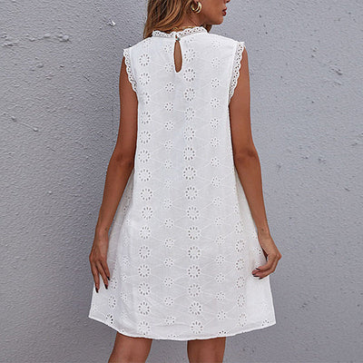 Women’s Shift Dress – Embroidered Floral – Lace Trim – Cotton – Knee Length – Sleeveless