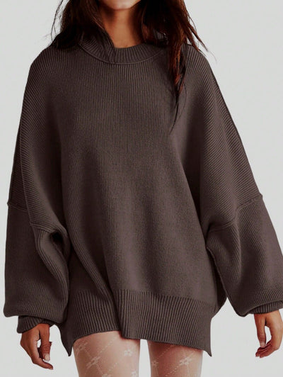 Women’s Pullover Knit Sweater – Oversized Fit – Crew Neck – Long Sleeve – Side Slits