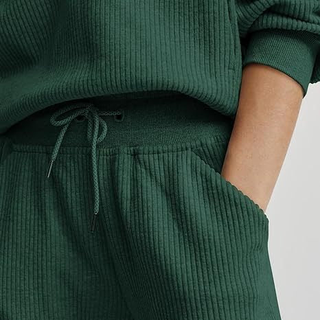 Women’s Tracksuit Set – Ribbed Fabric – Relaxed Fit – Half Zip Top – Drawstring Joggers