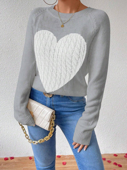 Women’s Pullover Sweater – Knitted – Relaxed Fit – Heart Motif – Crew Neck Casual Wear