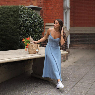 Women’s Midi Dress – Slim Fit – Denim Look – Sweetheart Neckline – Spaghetti Straps