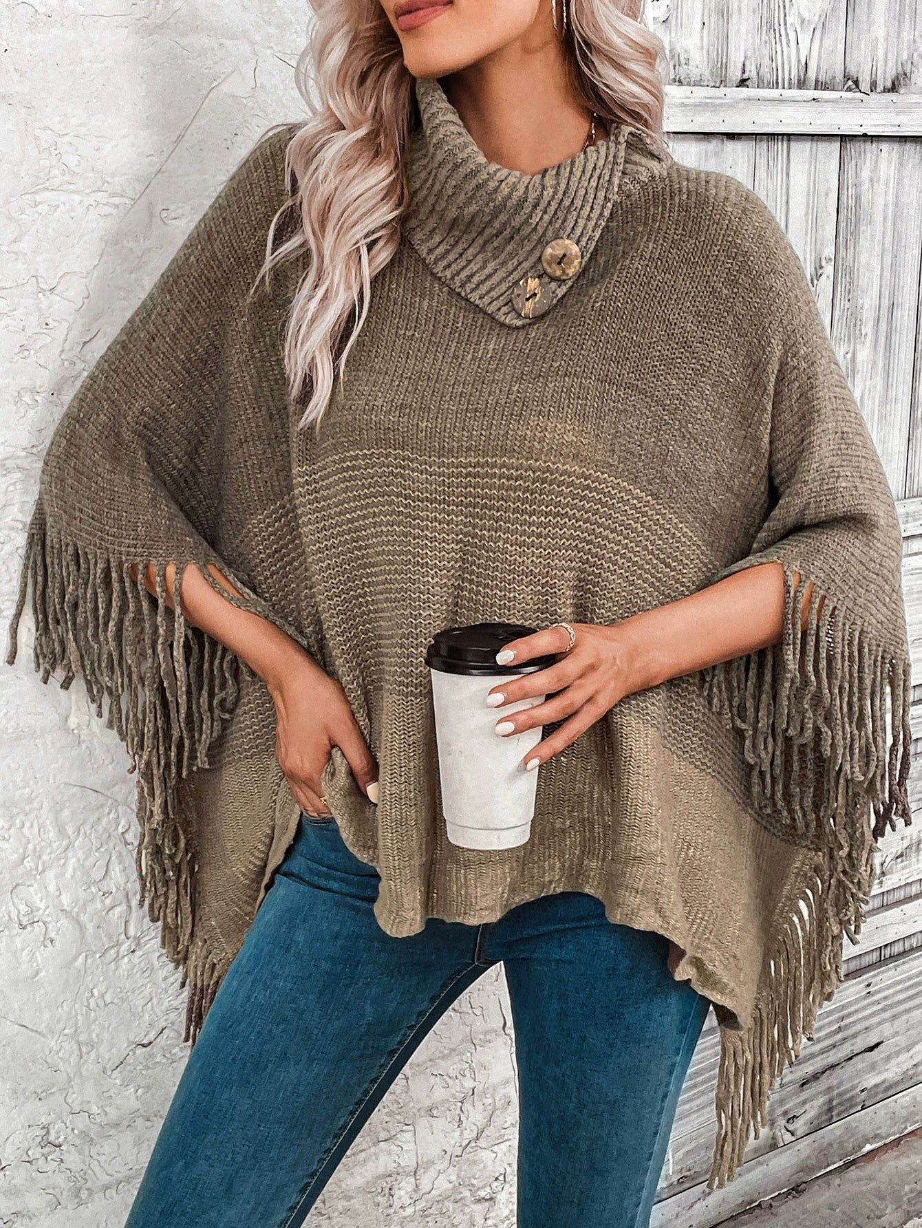 Women’s Knitted Poncho – Wool Blend Knit – Oversized Fit – Lapel Neck with Fringe Hem