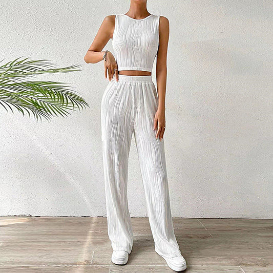 Women’s Two-Piece Set – Sleeveless Crop Top – High-Waist Relaxed Trousers – Textured Fabric