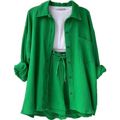 Women’s Two-Piece Set – Crinkled Shirt with Classic Collar – High-Waisted Drawstring Shorts