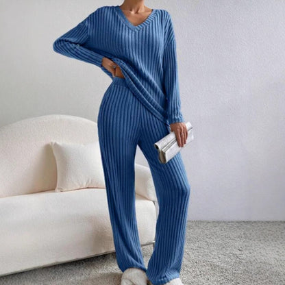 Women’s Knit Set – Soft Blend – V-Neck Top – Relaxed Fit – Straight-Leg
