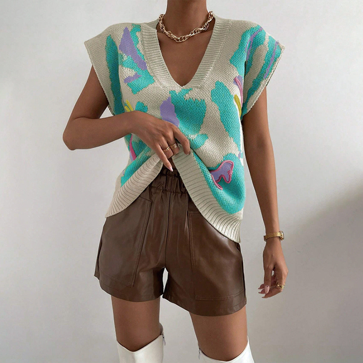 Women’s Knitted Vest – V-Neck – Loose Fit – Jacquard Pattern – Ribbed Hem