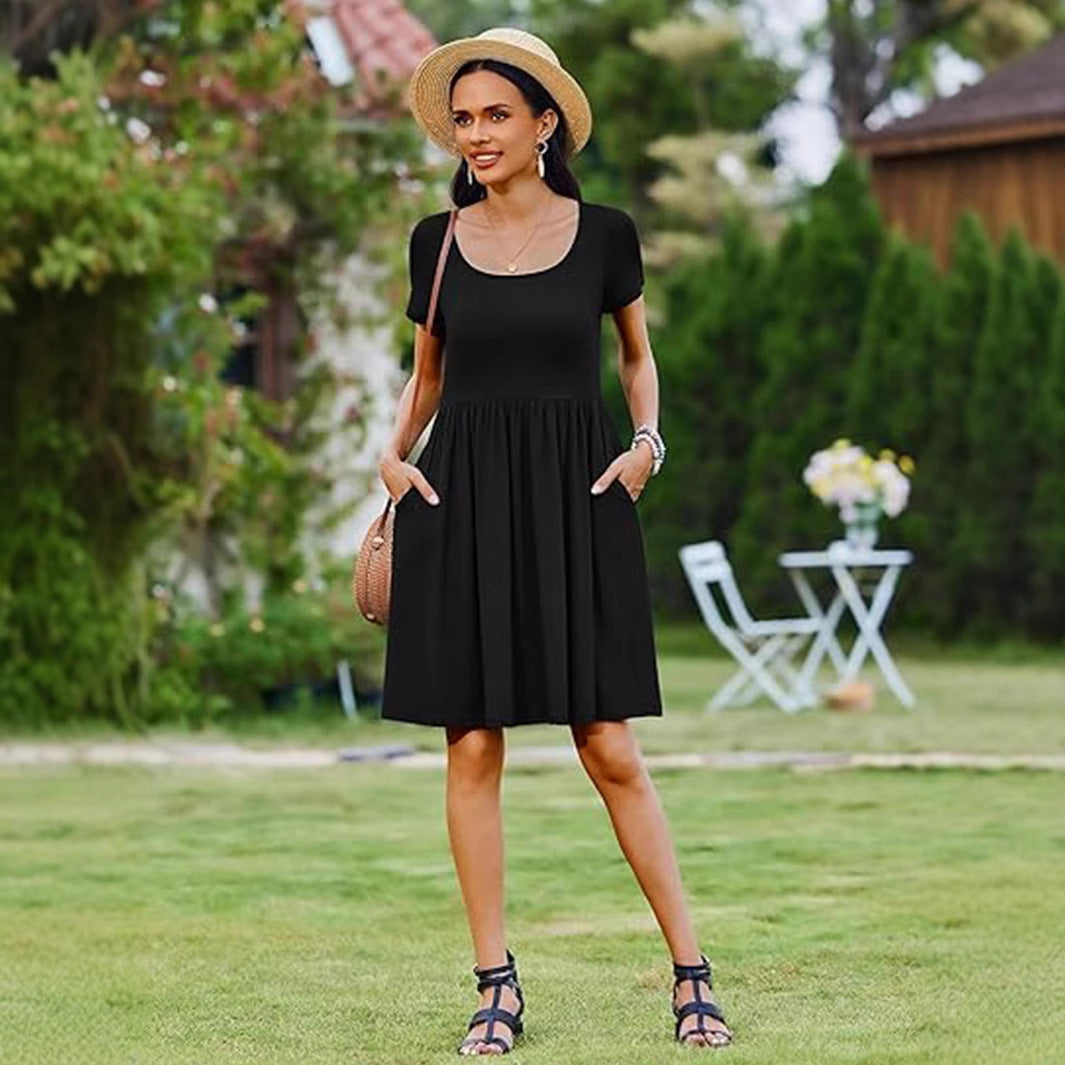 Women’s Dress – Fit and Flare – Knee Length – Patterned Skirt – Round Neck – Short Sleeve
