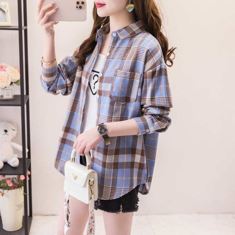 Women's long sleeve plaid shirt with button closure