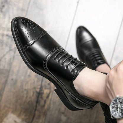Men’s Oxford Shoes – Polished Leather – Brogue Detailing – Closed Lacing – Formal Fit