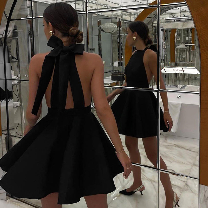 Women’s Mini Dress – Satin Look – Halter Neck – Backless A-Line – Elegant Fit