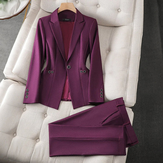 Women's Tailored Suit - Single-Breasted Blazer & Trousers - Slim Fit Formal Wear