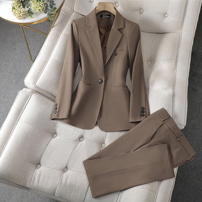Women's Tailored Trouser Suit - Single-Breasted Blazer & Straight-Leg Trousers - Formal Fit
