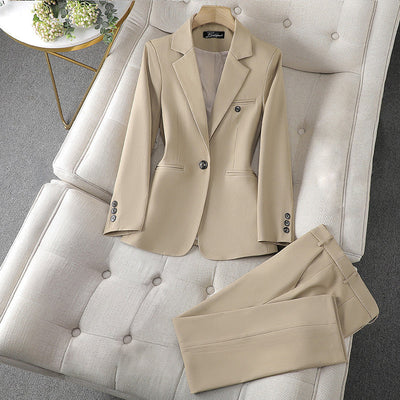 Women's Tailored Trouser Suit - Single-Breasted Blazer & Straight-Leg Trousers - Formal Fit