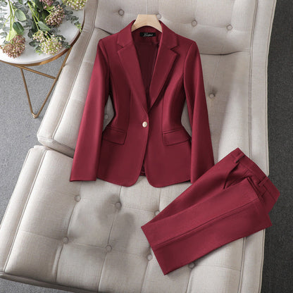 Women's single-button blazer and matching pants executive set