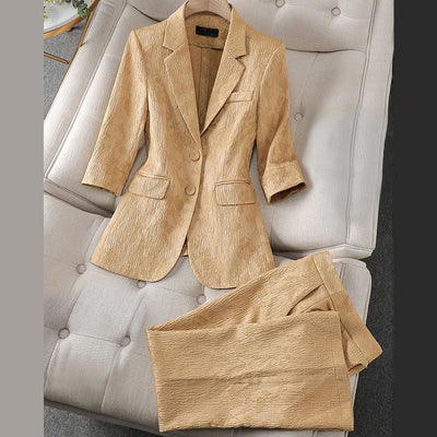 Women's Tailored Suit – Blazer & Trousers – Notched Lapel – Fitted Cut – Smart Formal Wear