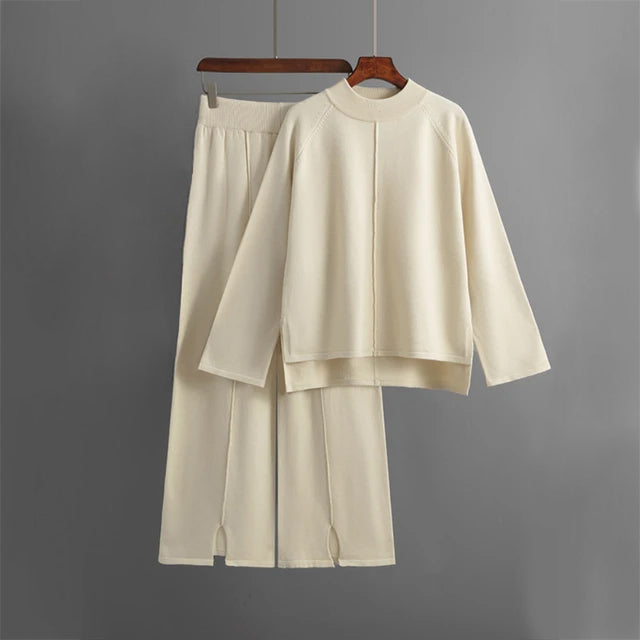 Women's Knit Lounge Set - Relaxed Fit Sweater & Wide-Leg Trousers - Soft & Comfortable