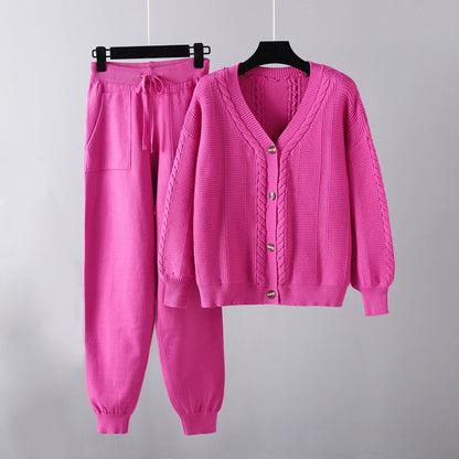 Elegant v-neck pants and jacket set for women