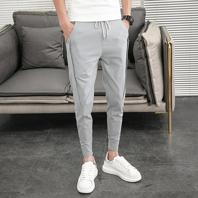 Men's Jogger Trousers - Elastic Waist - Tapered Fit - Casual Wear with Pockets