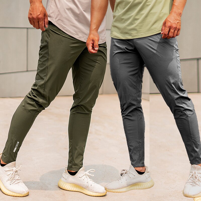 Men’s Jogger Trousers - Tapered Fit - Lightweight Stretch - Elastic Waist - Zipped Pockets