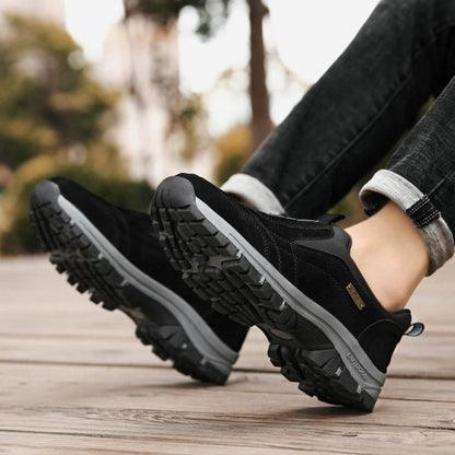 Men’s Slip-On Shoes – Suede Upper – Cushioned Sole – Flexible Fit – Casual Outdoor Wear