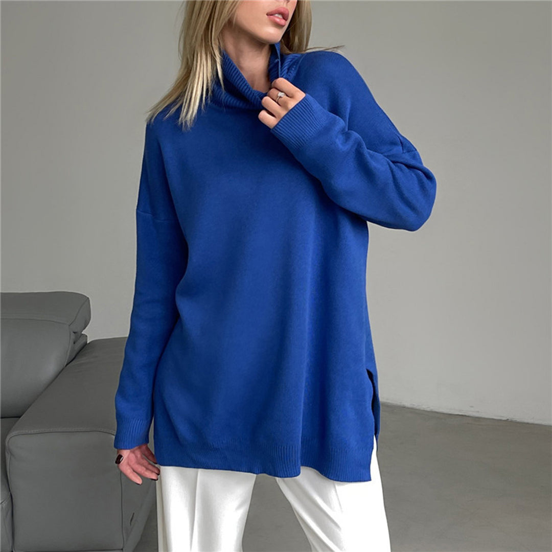 Women's high-neck sweater with long sleeves