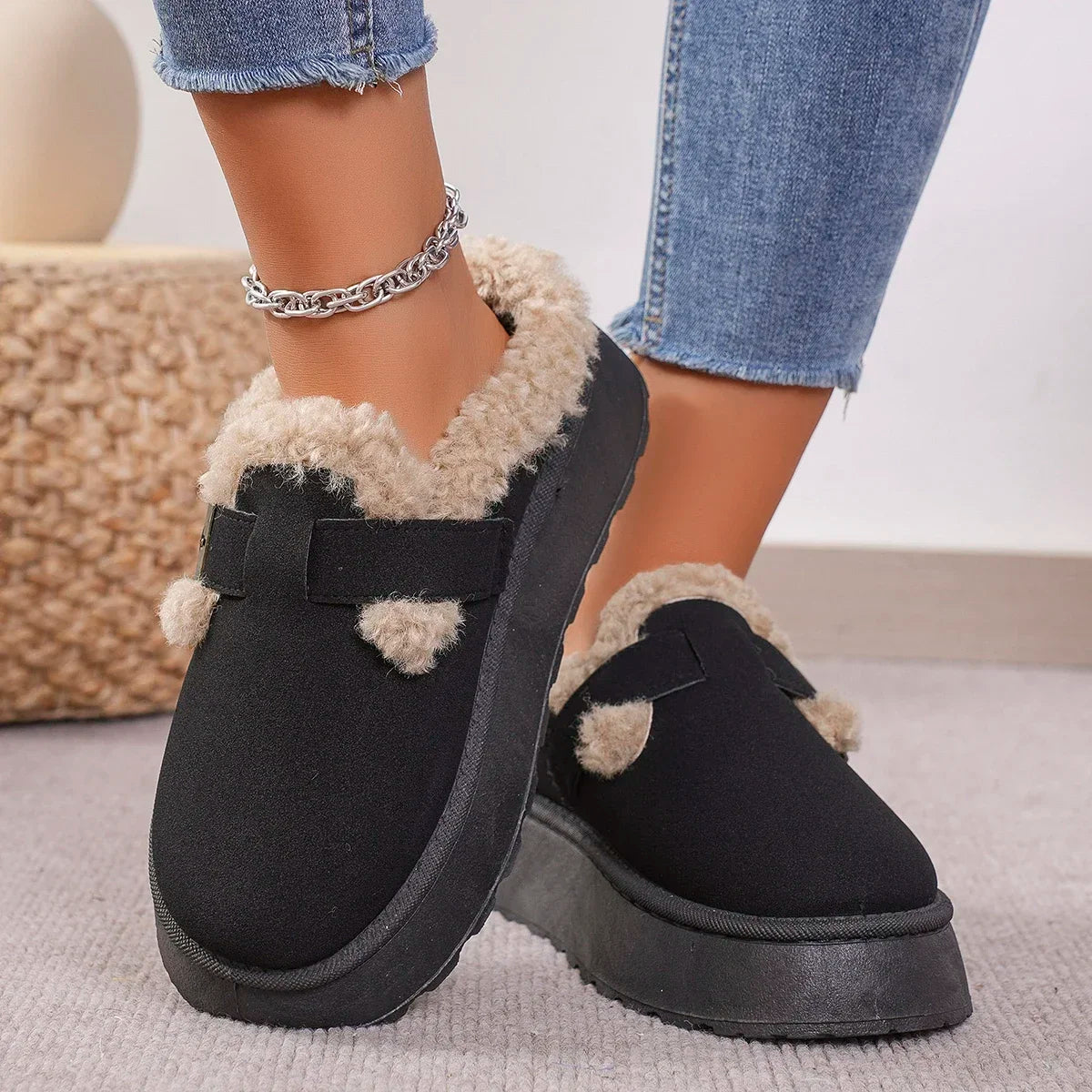 Retro fleece loafers for women