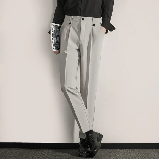 Men’s Trousers – Classic Fit – Pleated Front – Straight Leg – Cotton Blend