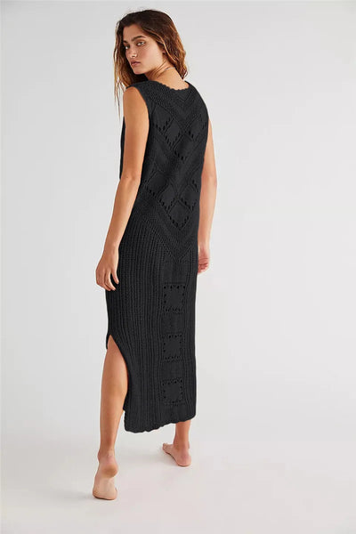 Women’s Midi Dress – Relaxed Fit – Mesh Knit – V-Neck – Geometric Pattern – Side Slit