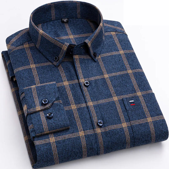 Men's elegant plaid shirt