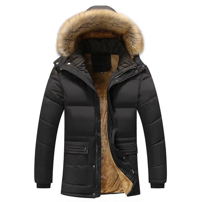 Men's winter jacket with hood, padded and warm.